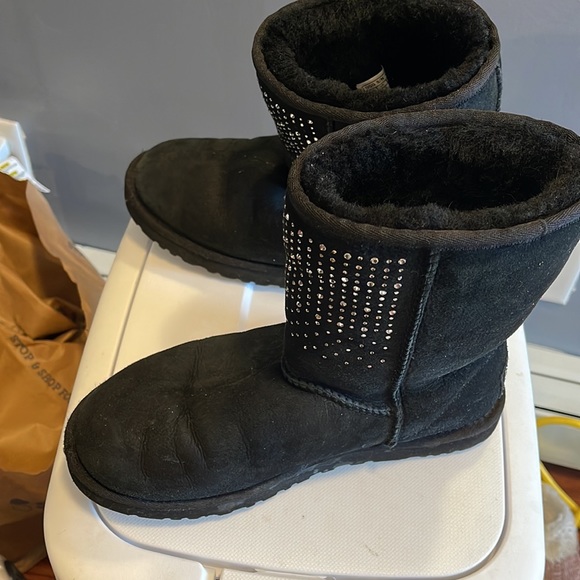 Black Rhinestone Suede Ugg Boots size 8 - Picture 5 of 6